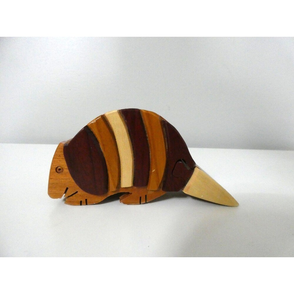 VTG Joyero Wooden Armadillo Puzzle Trinket Box Animal Figure Wood Velvet Lined